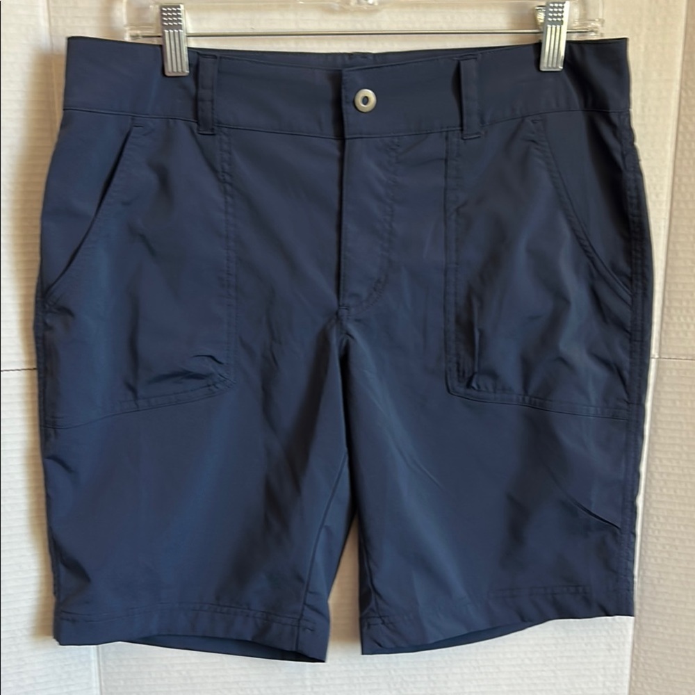Women’s Columbia shorts, size 10